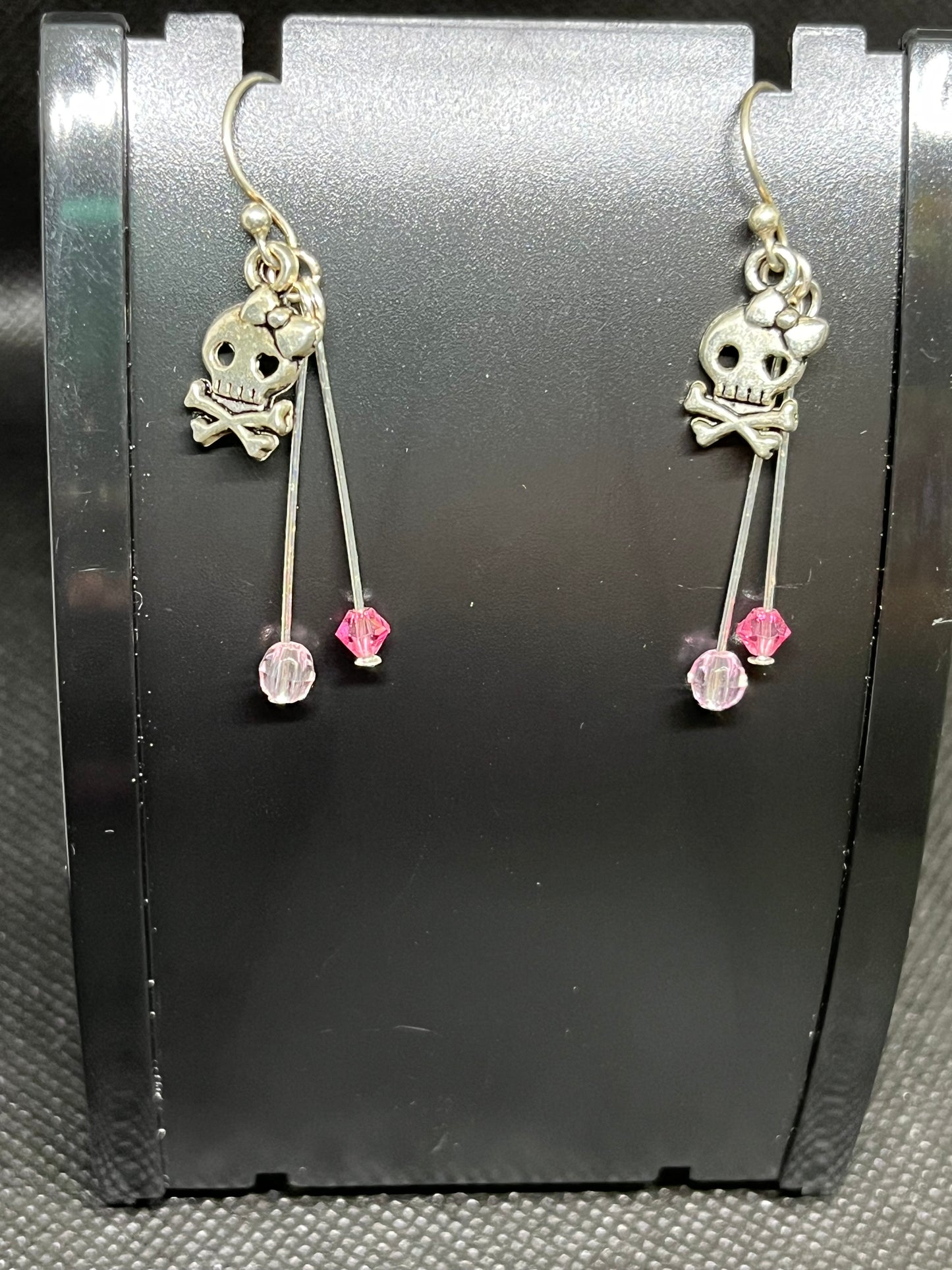 Skull earrings H73