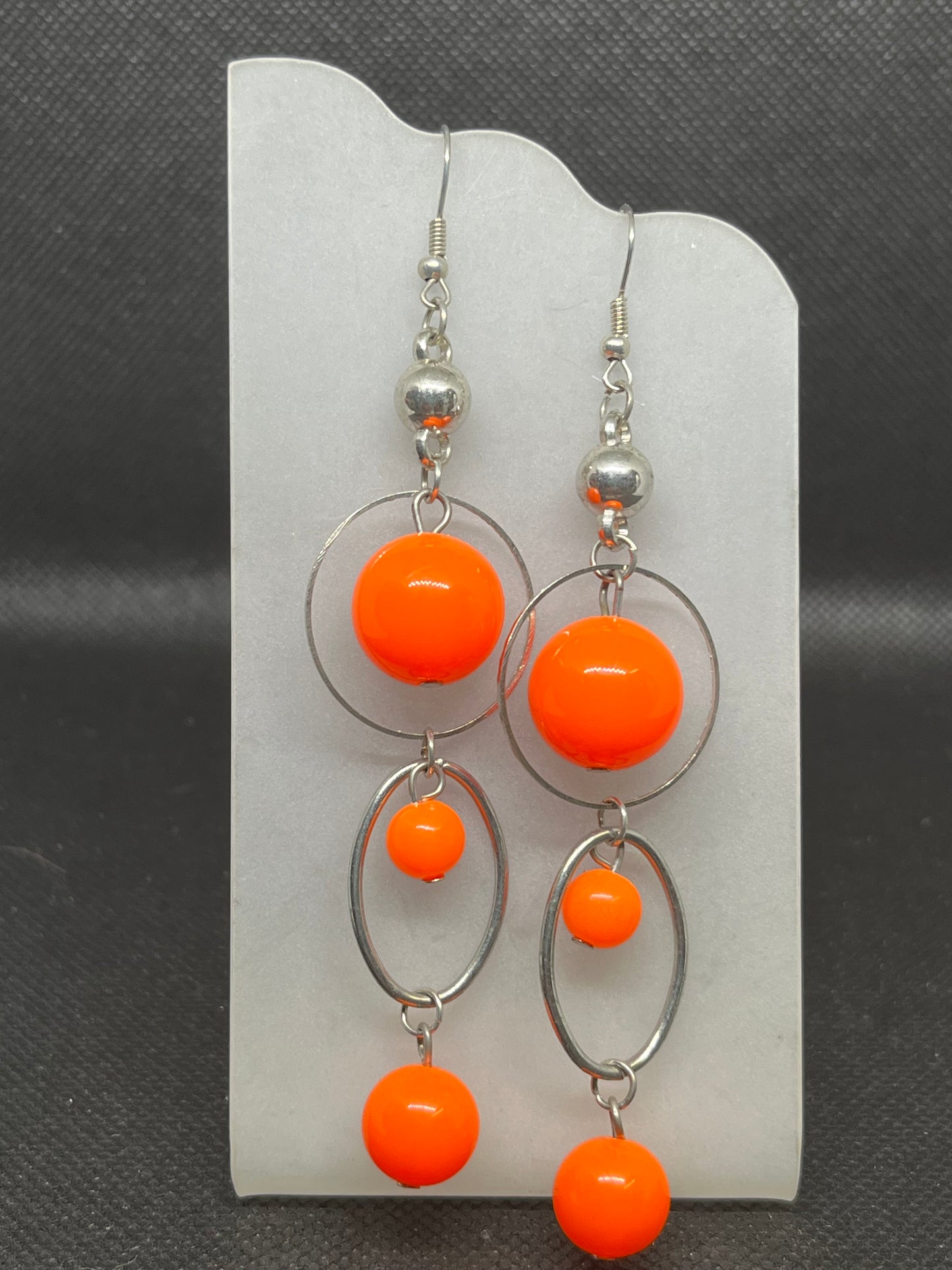 Orange and silver dangle earrings E810