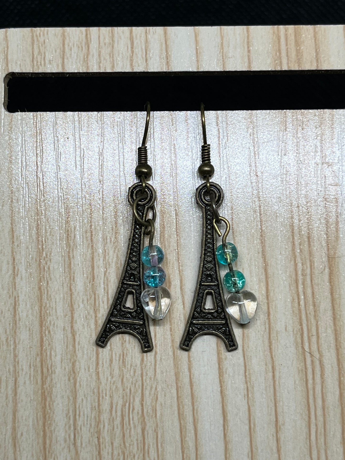 French earrings E504