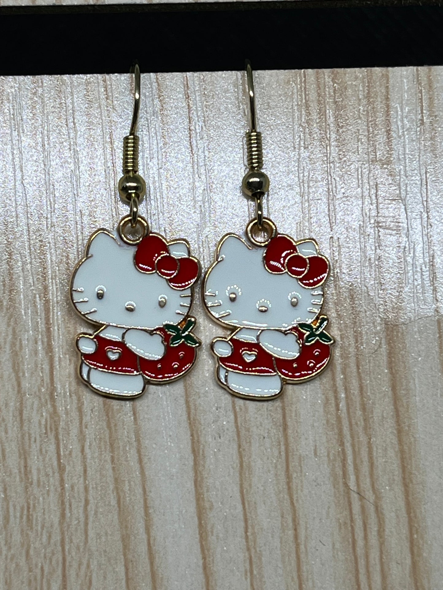 Character earrings E751