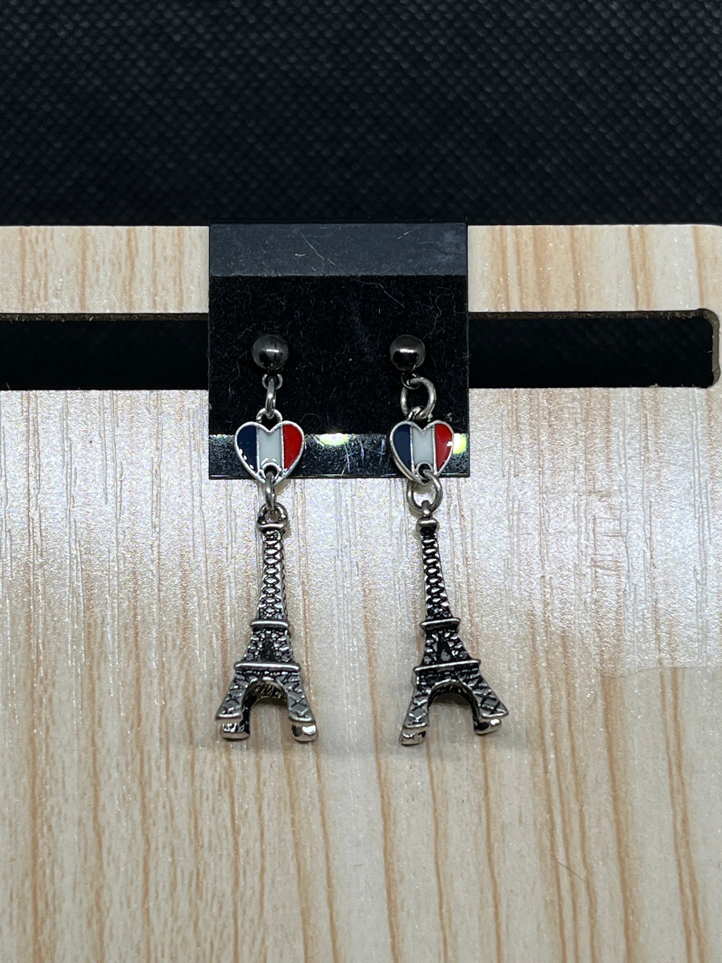 French earrings E508