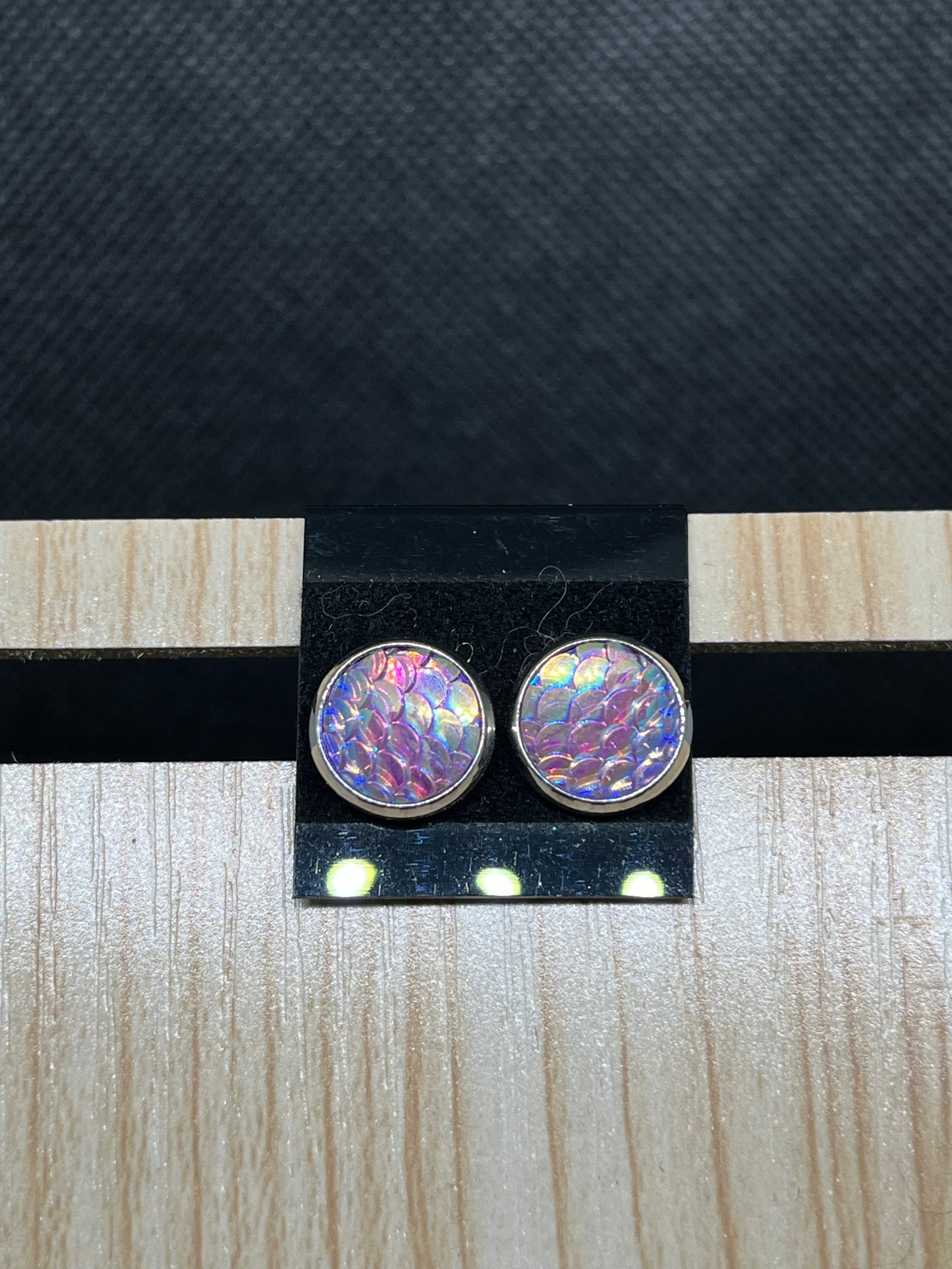 Iridescent, purple scale, stud earrings E865 