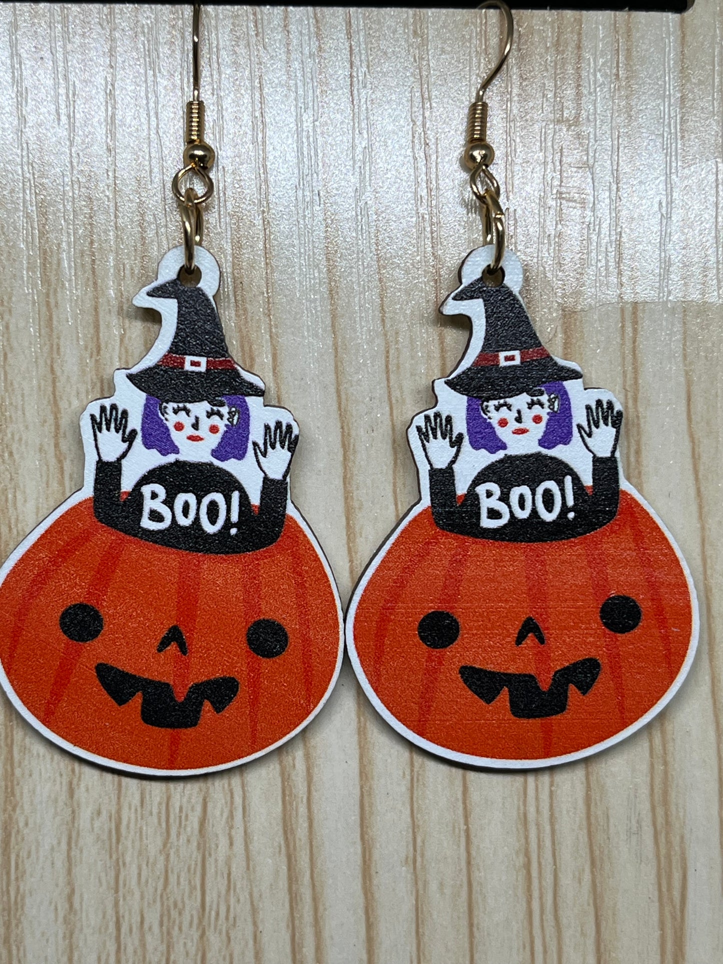 Witch in a pumpkin earrings H165