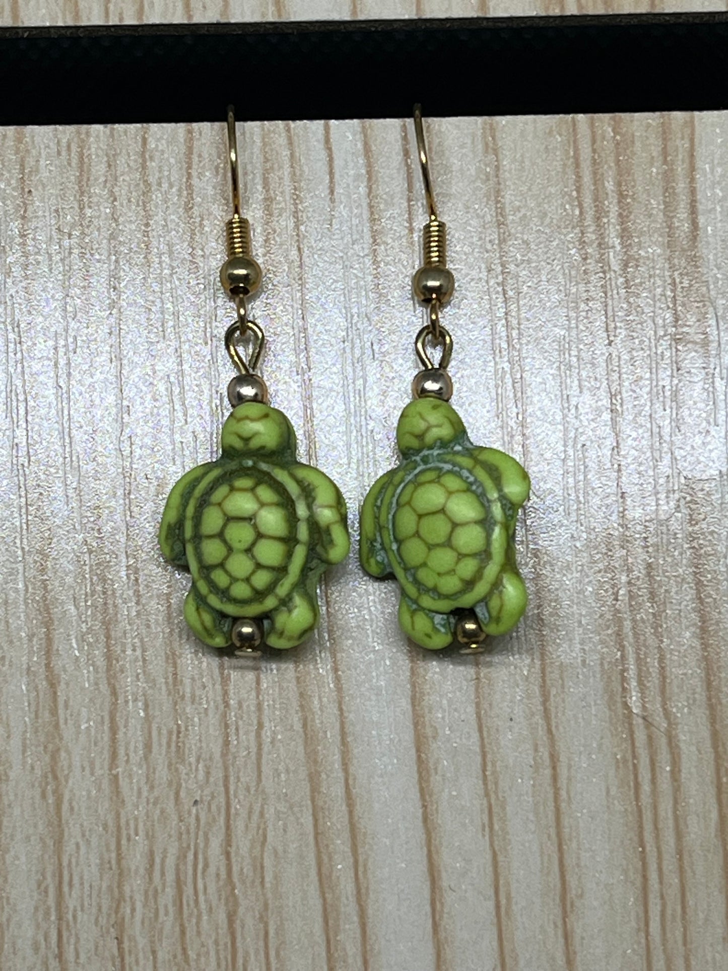 Turtle earrings E320
