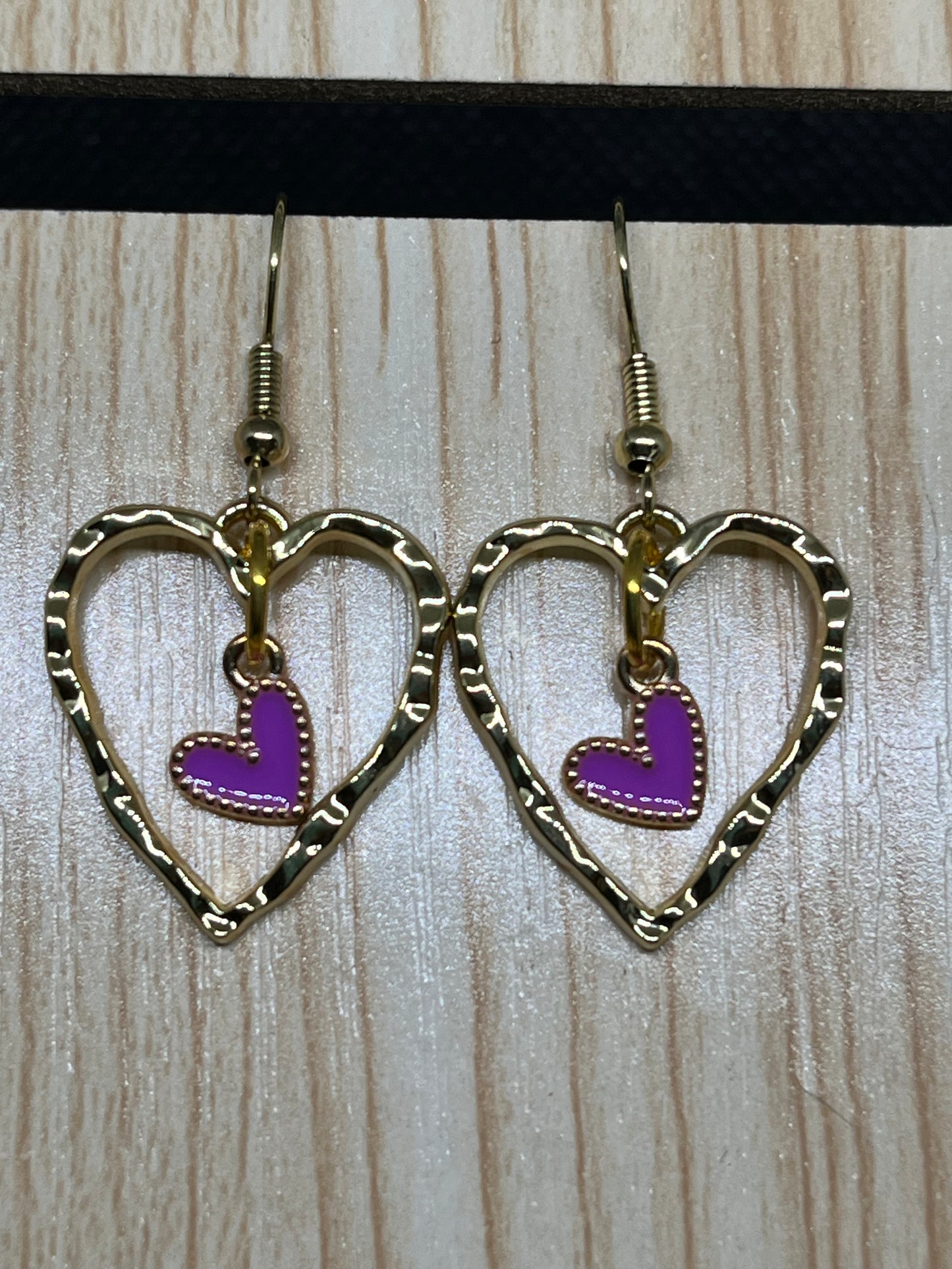 Heart earrings E576