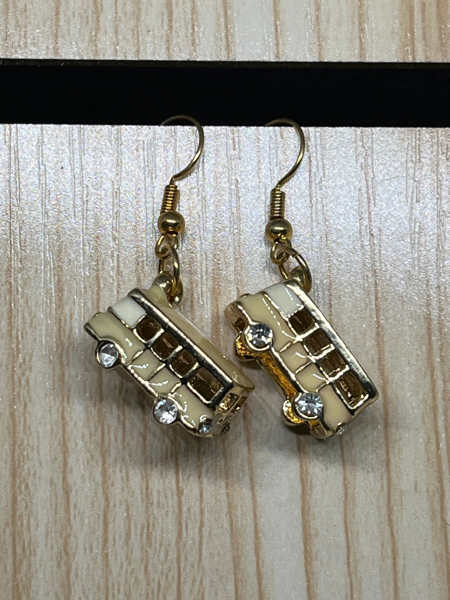 Fun earrings 638