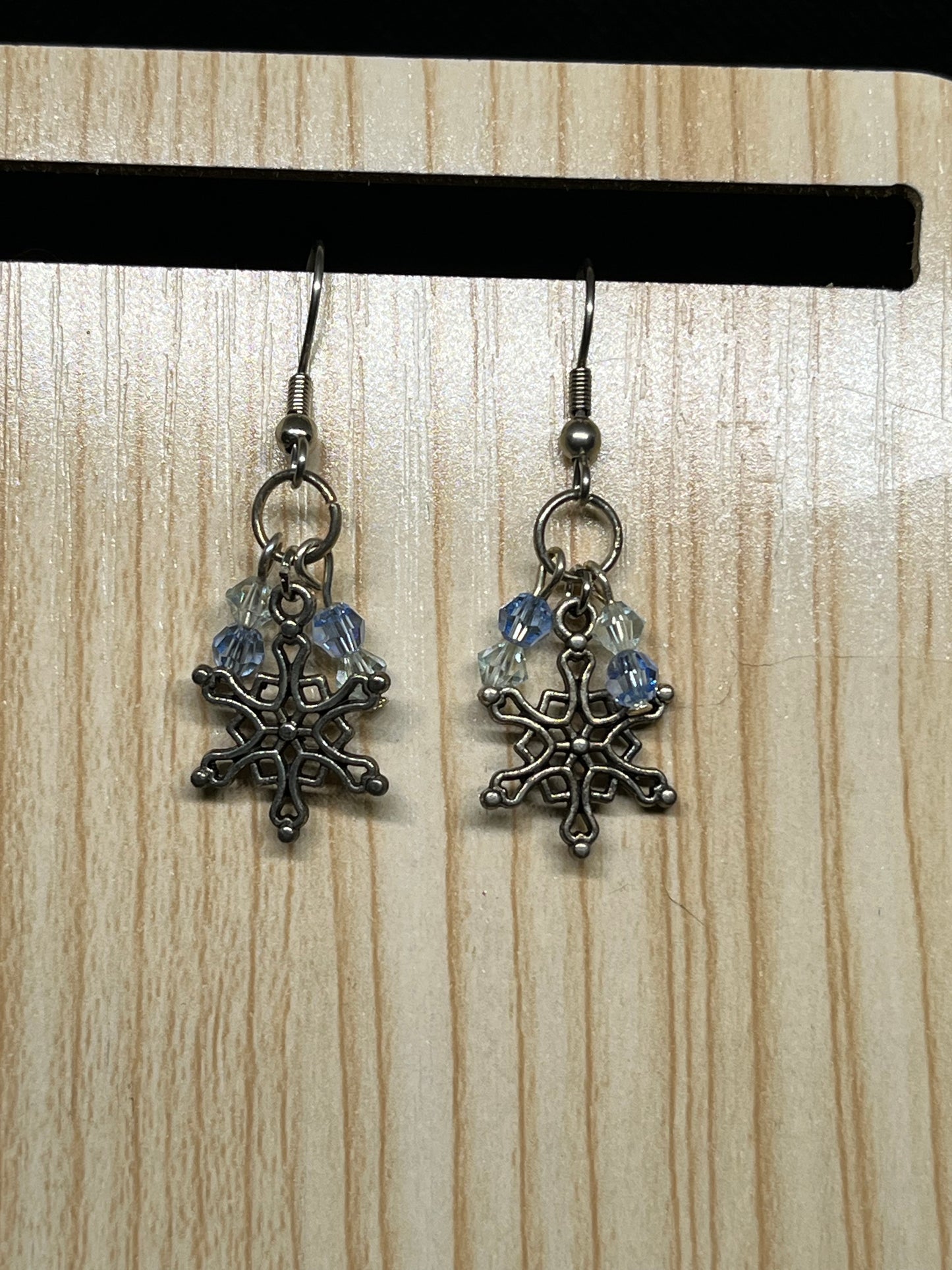 Snowflake earrings C57