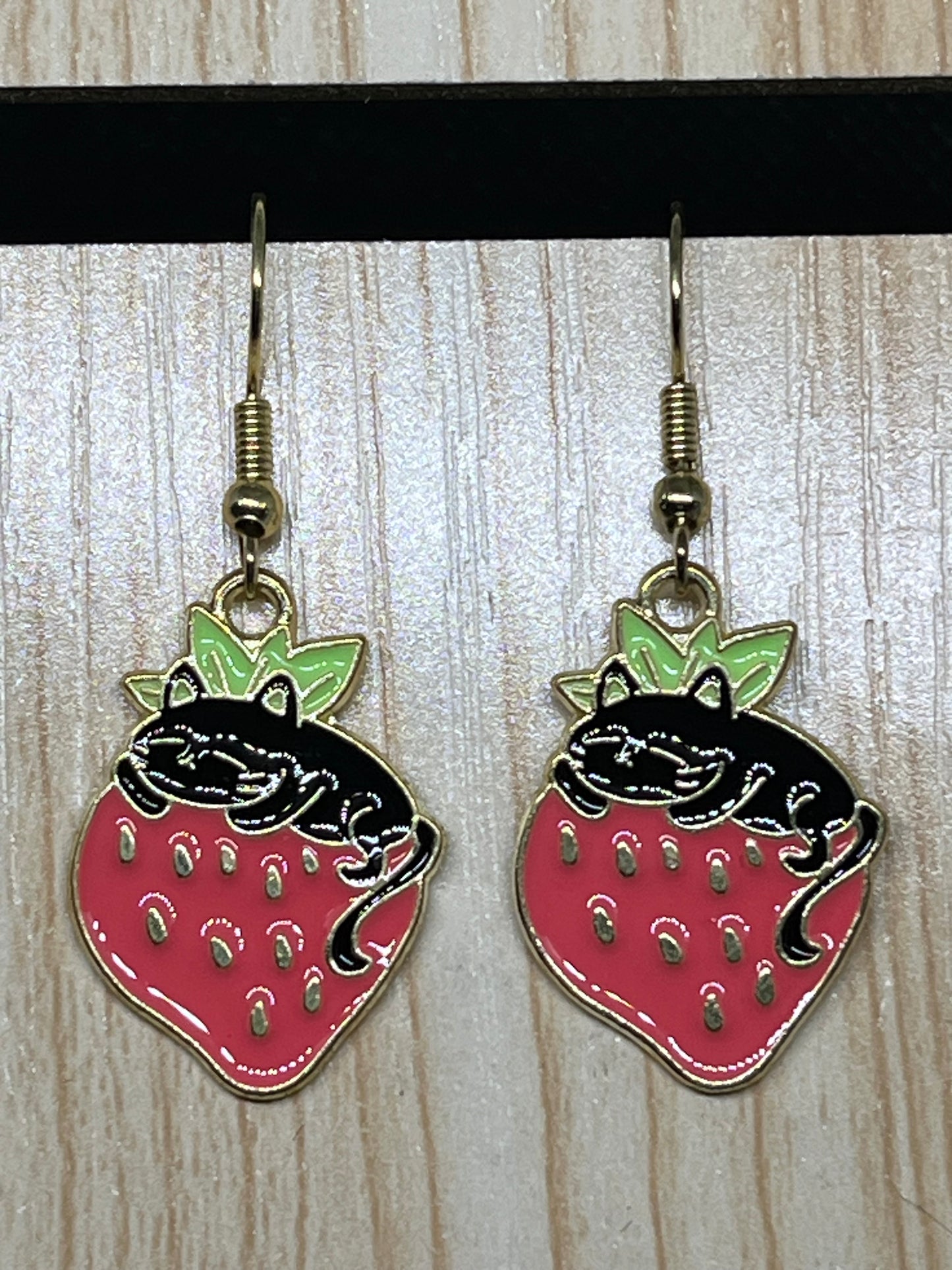 Cat earrings E383