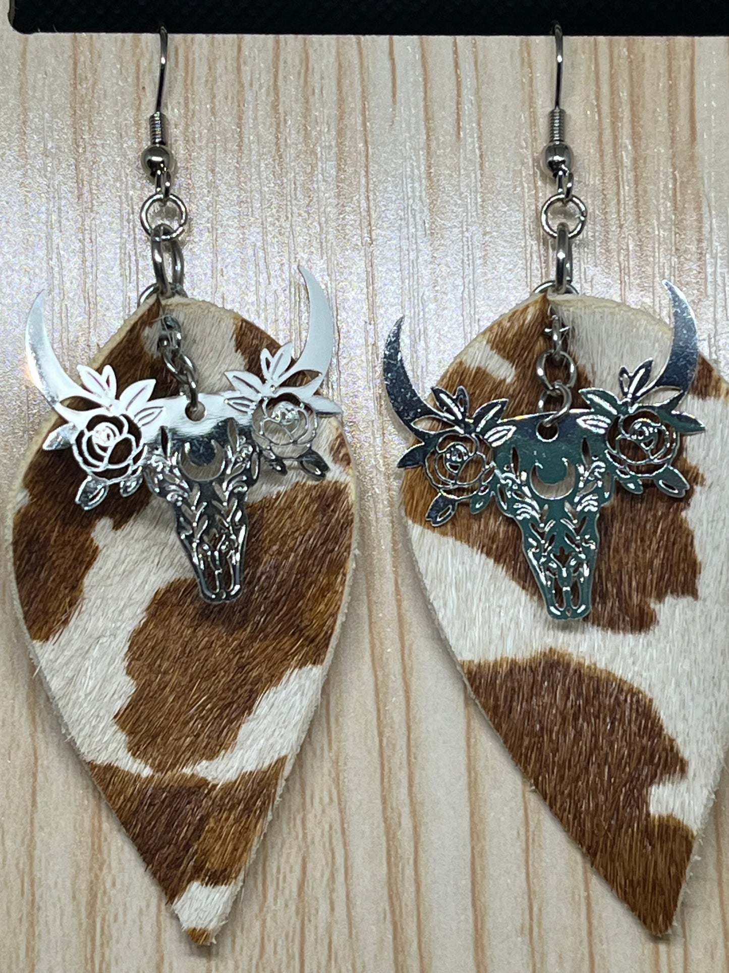 Cow earrings E233