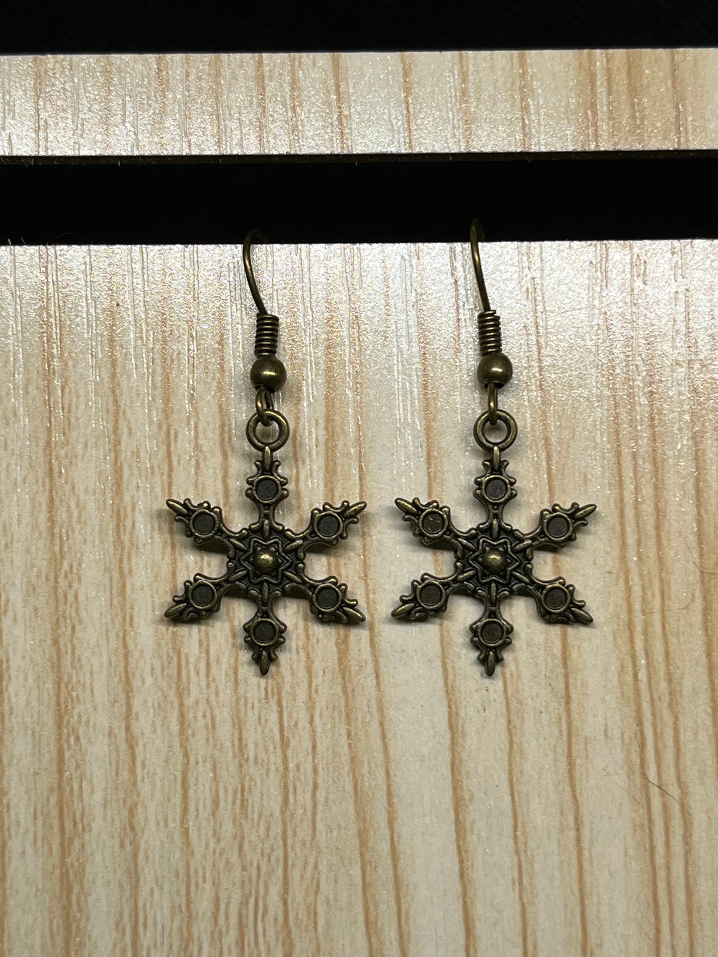 Snowflake earrings C49