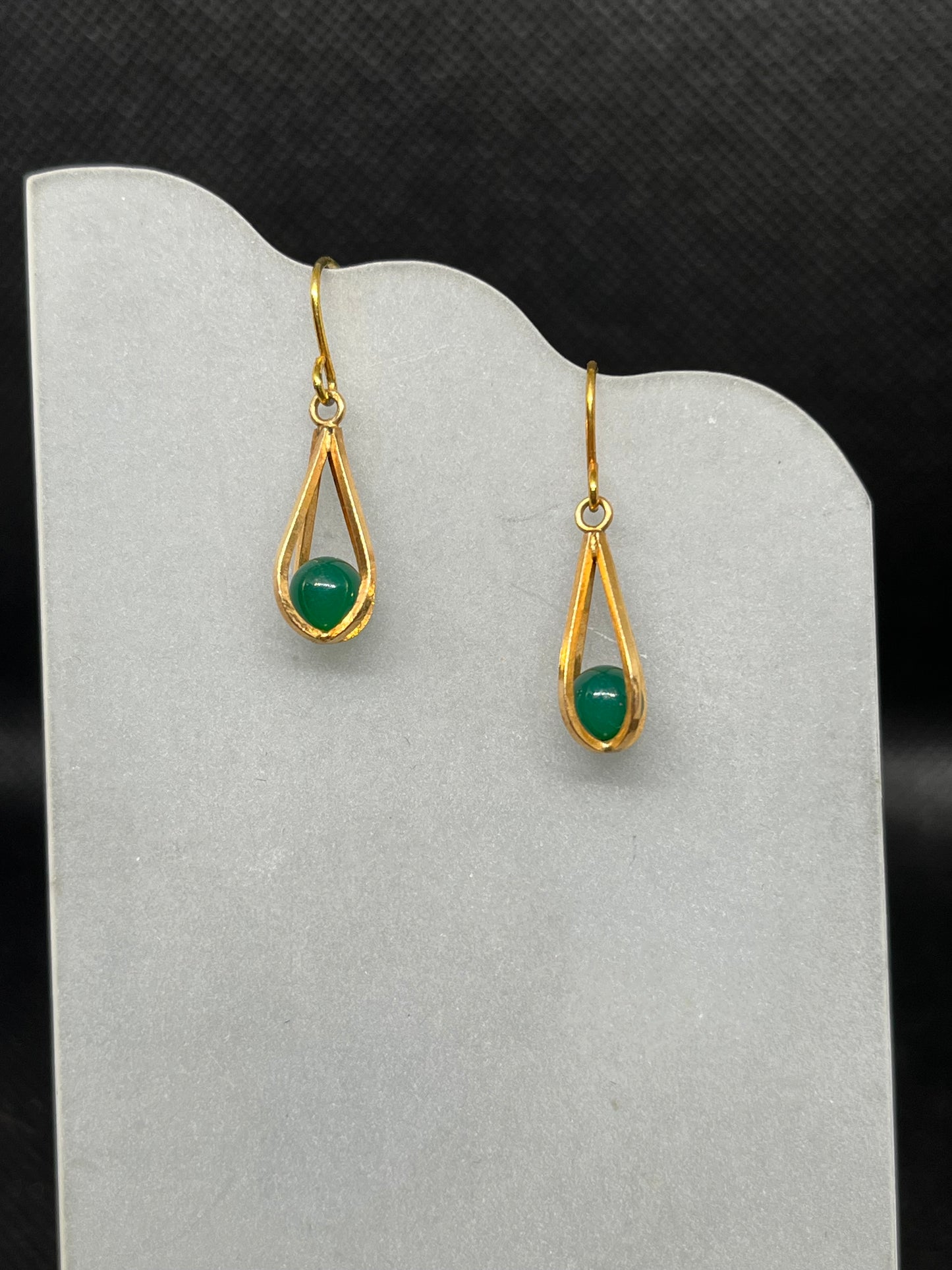 Green bead caged earrings E812