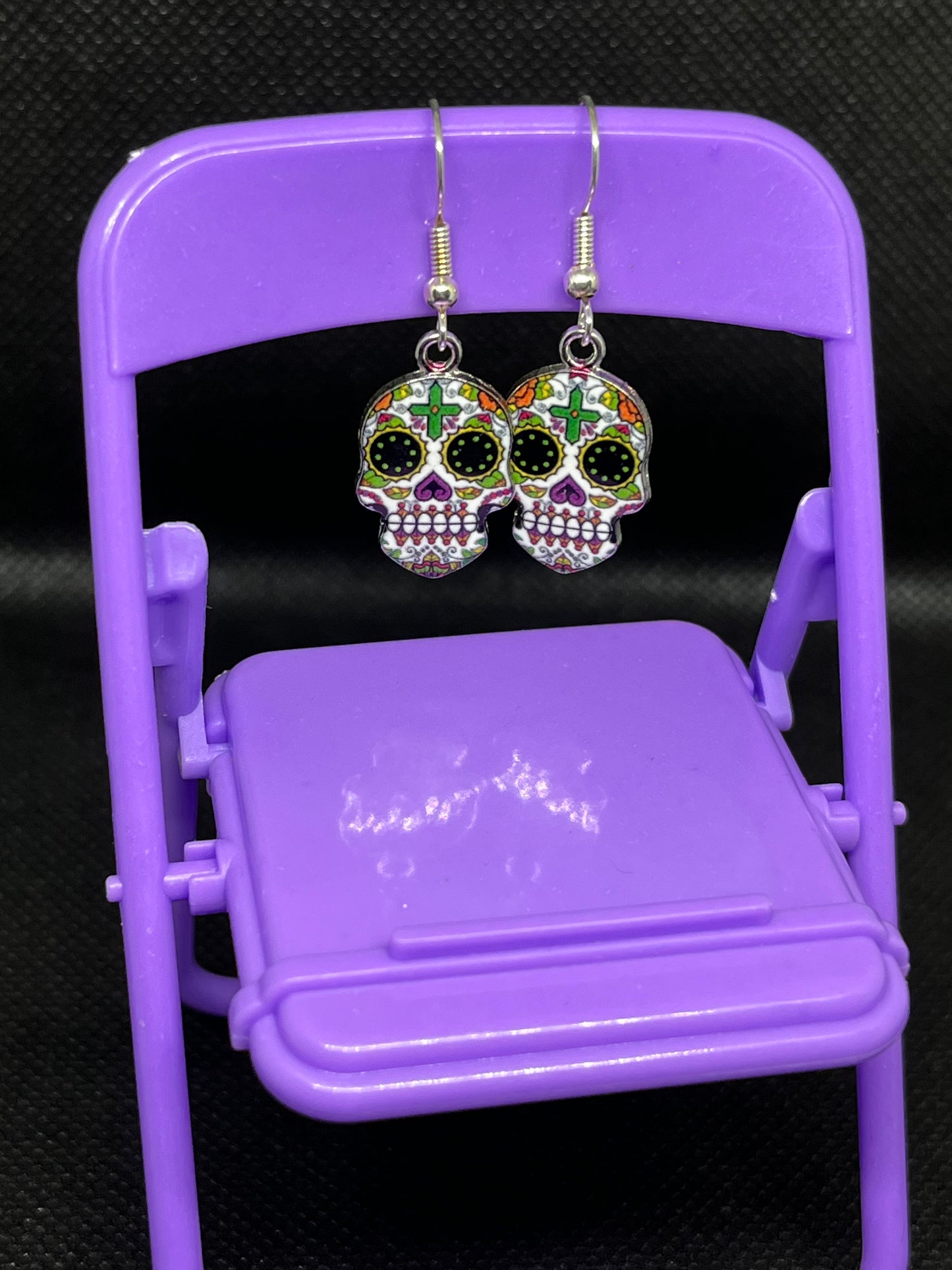 Skull earrings H86