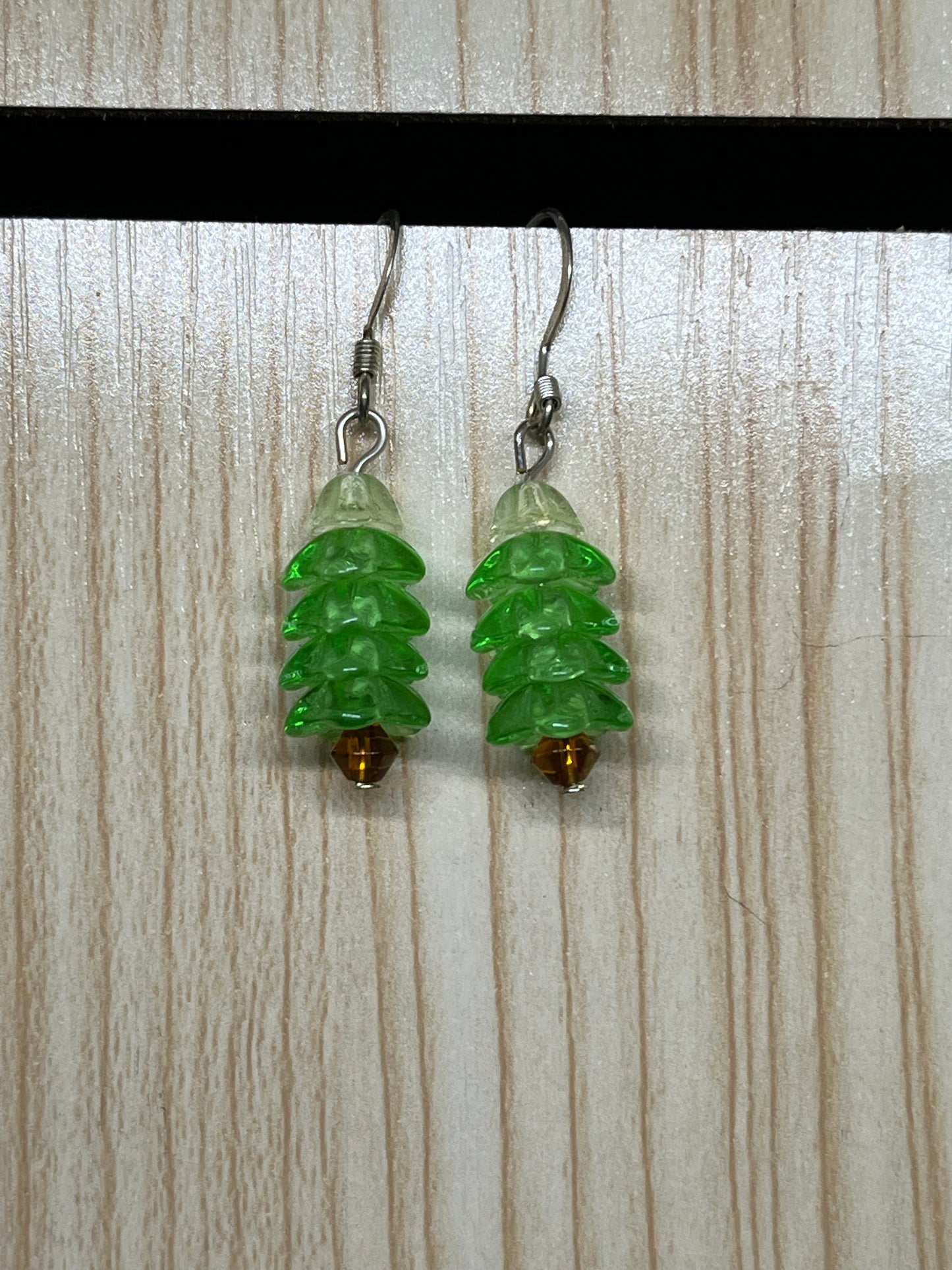 Christmas tree earrings C8B