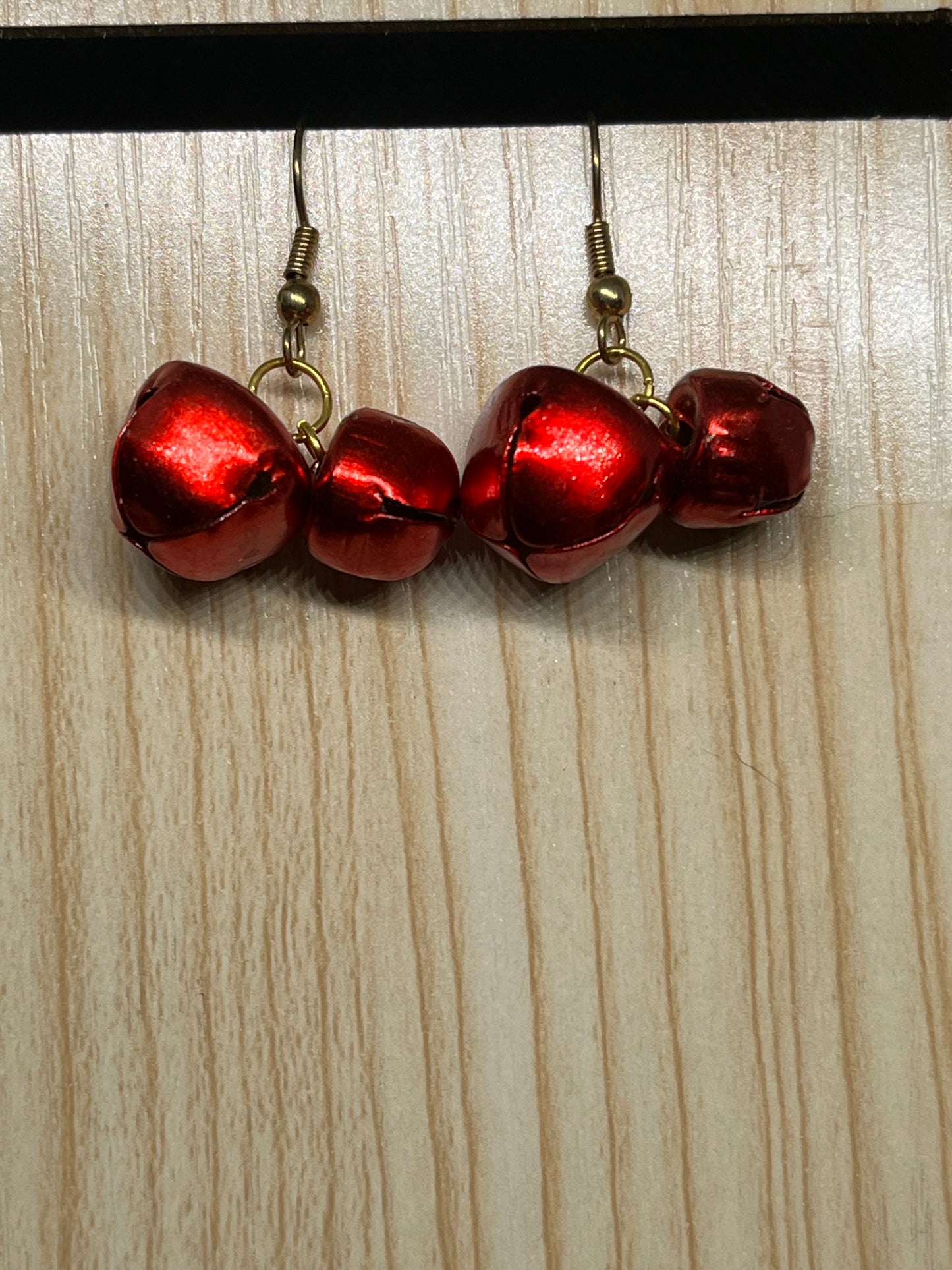Jingle bell earrings C100