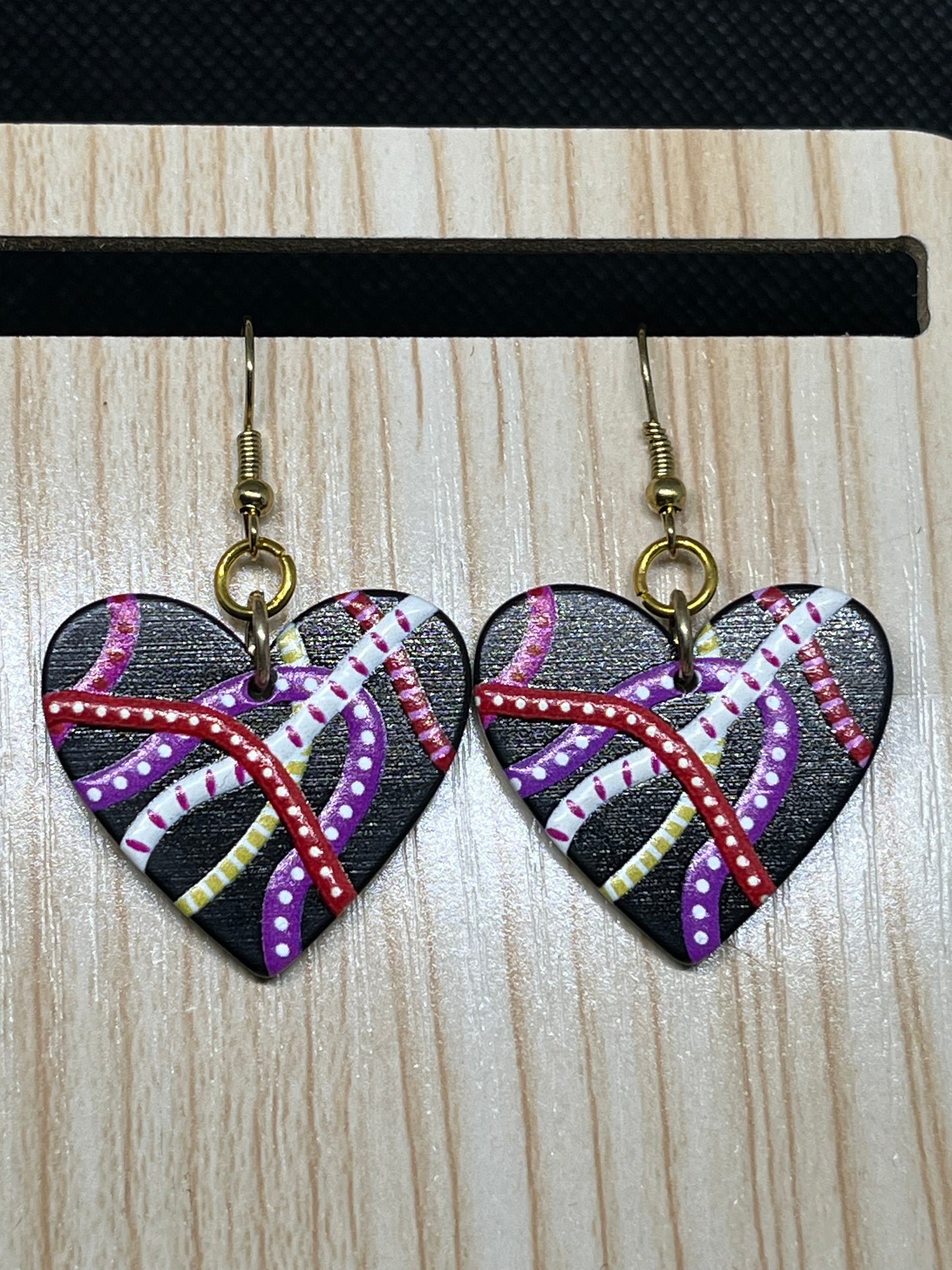 Heart earrings E557
