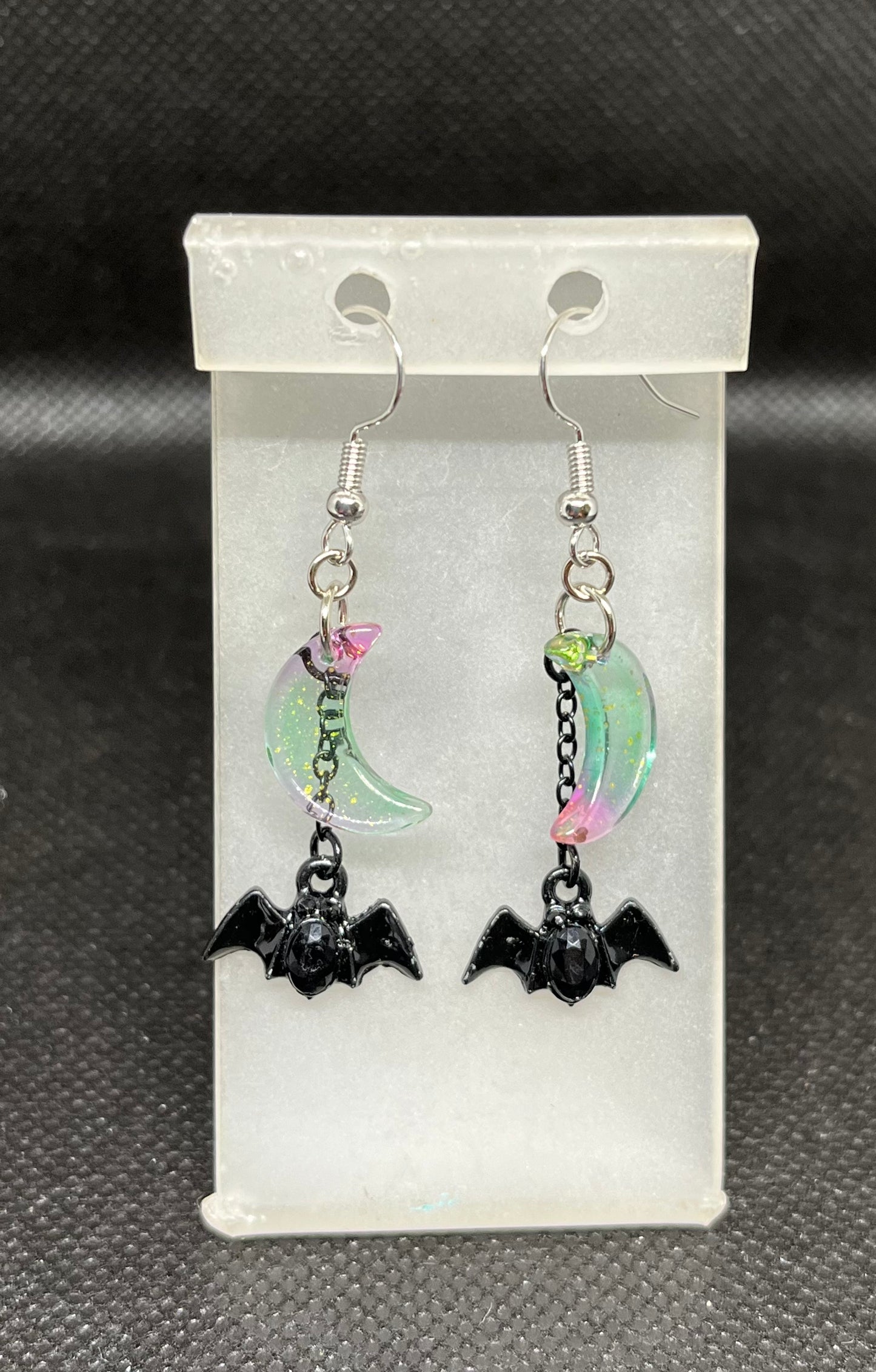 Moon and bat earrings H42