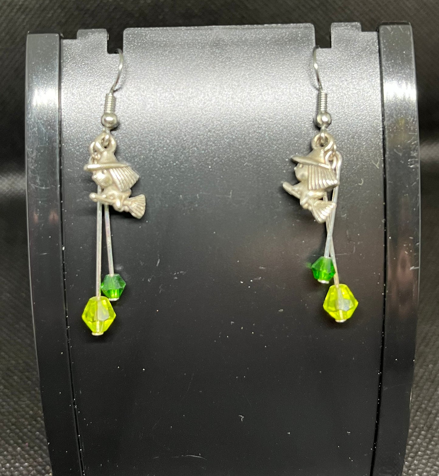 Witch earrings H96