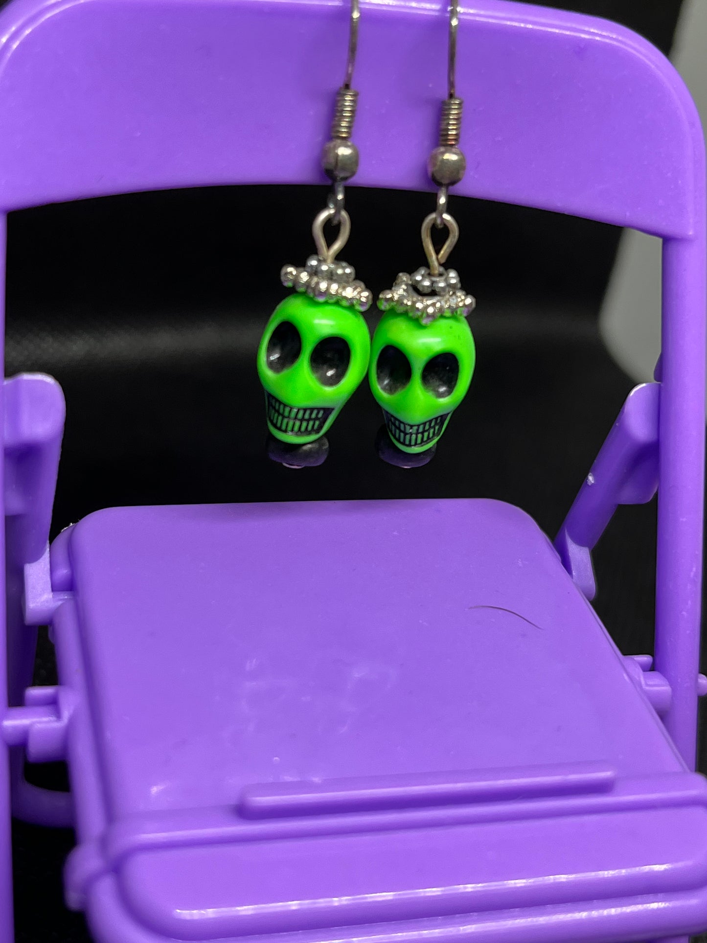 Skull earrings H59