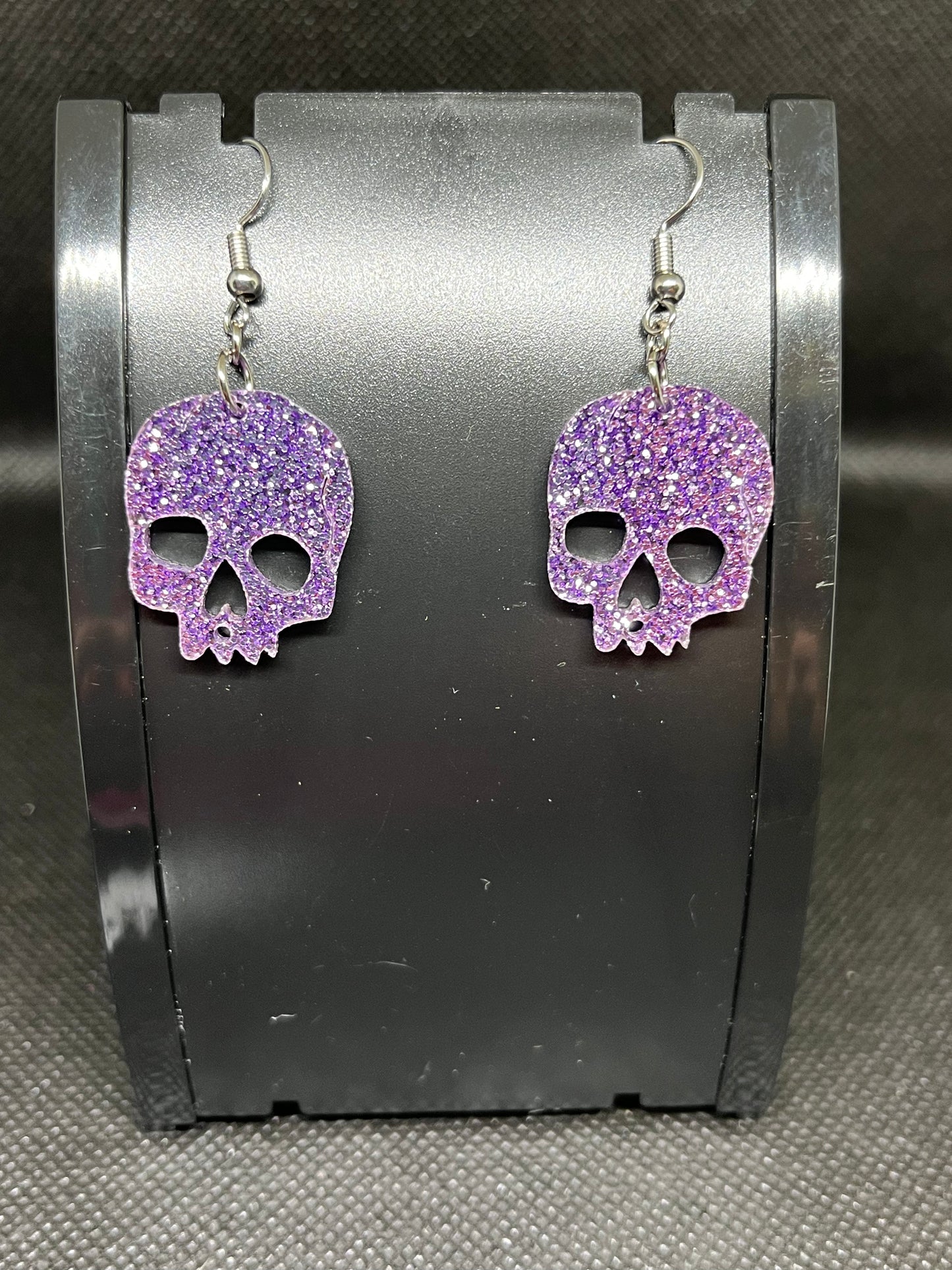 Skull earrings H85