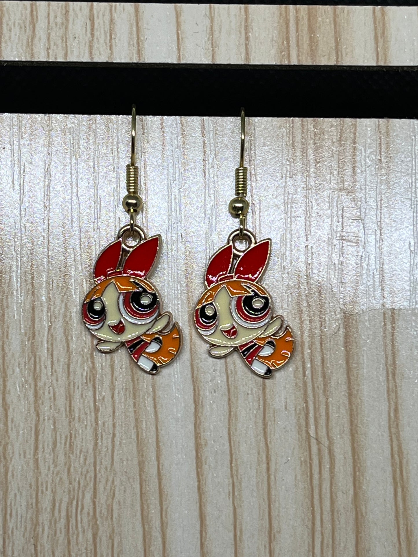 Character earrings E736