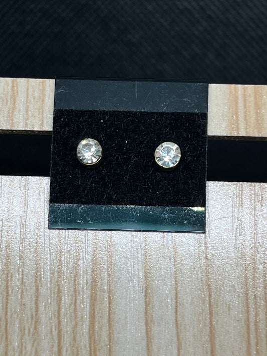 Gem stud earrings E888