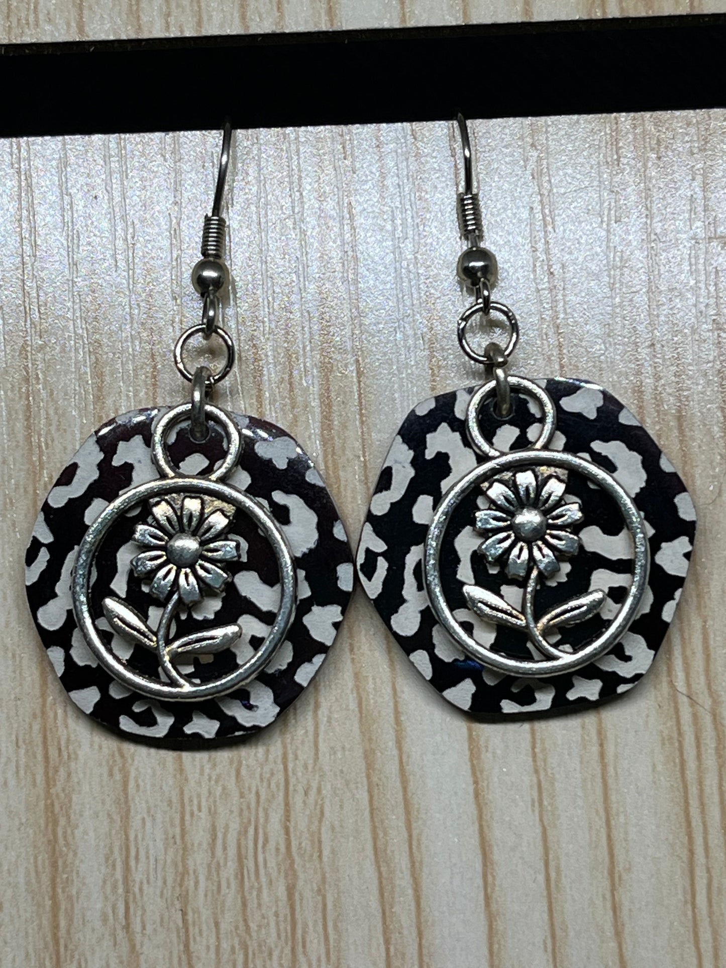 Flower earrings E181