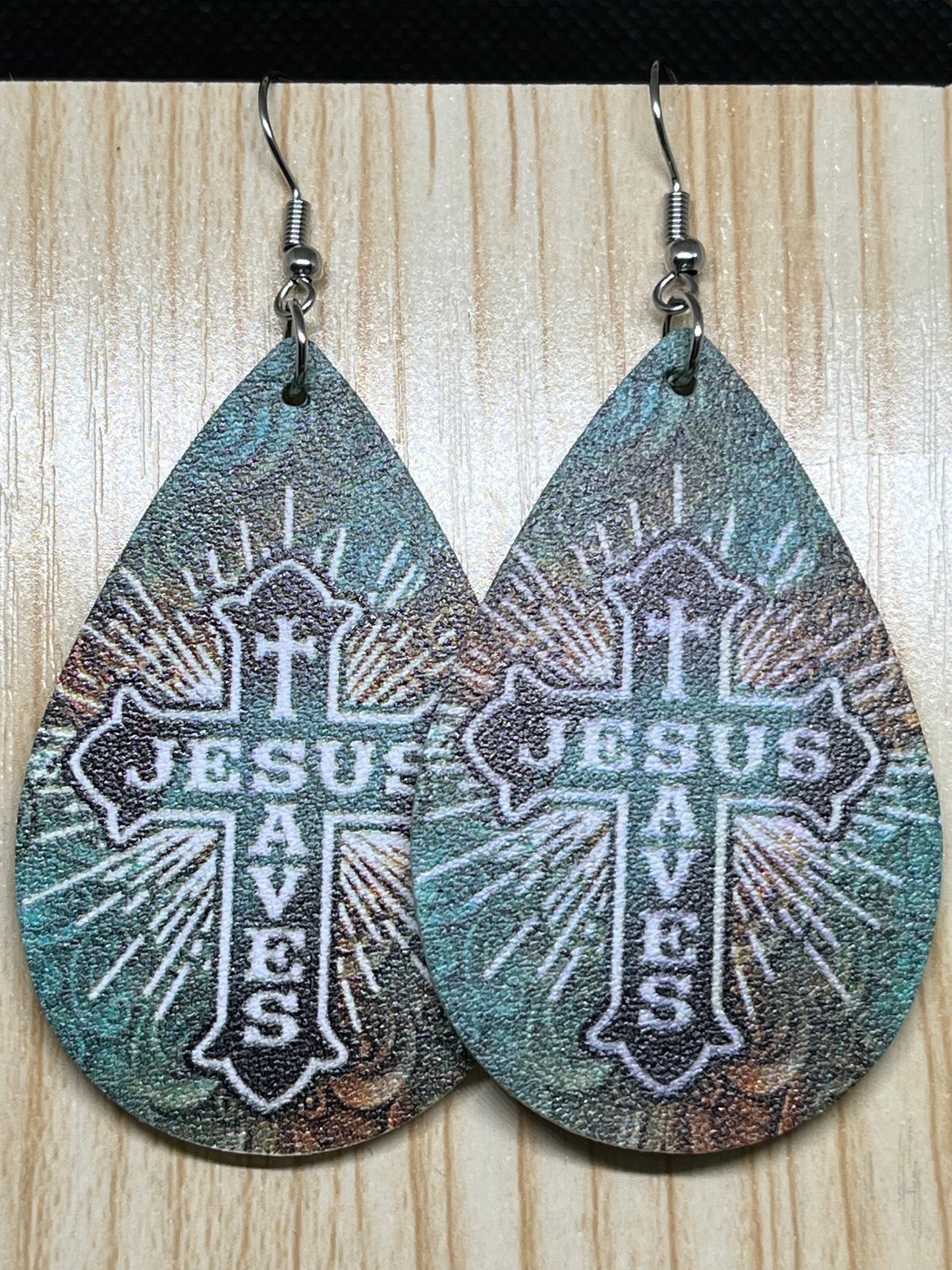 Jesus earrings E621