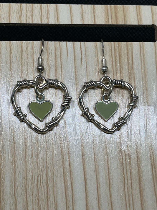 Heart earrings E583