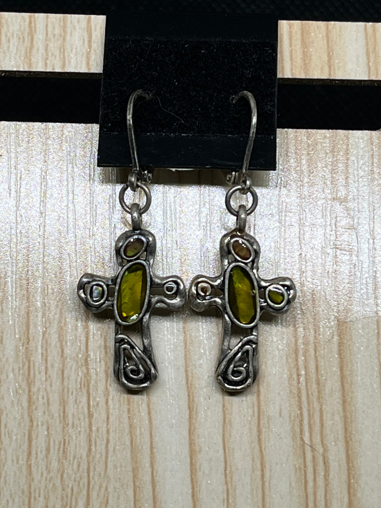 Cross earrings E471