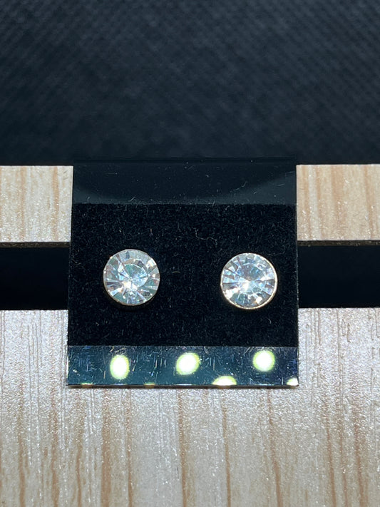 Gem stud earrings E890