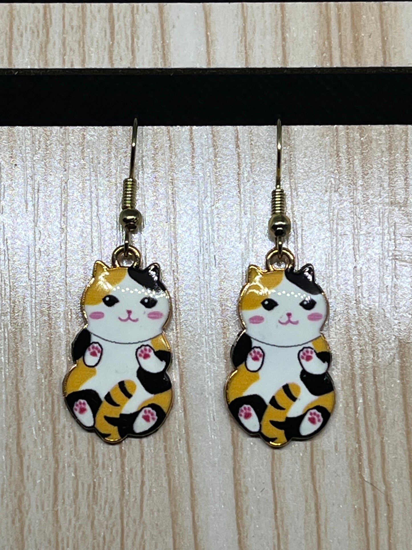 Cat earrings E373