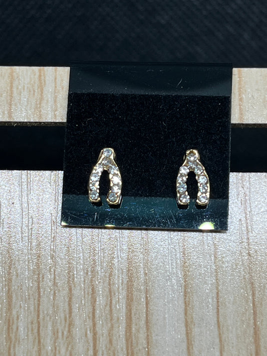 Gem wishbone earrings E881