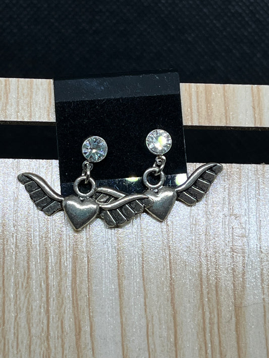 Heart earrings E537
