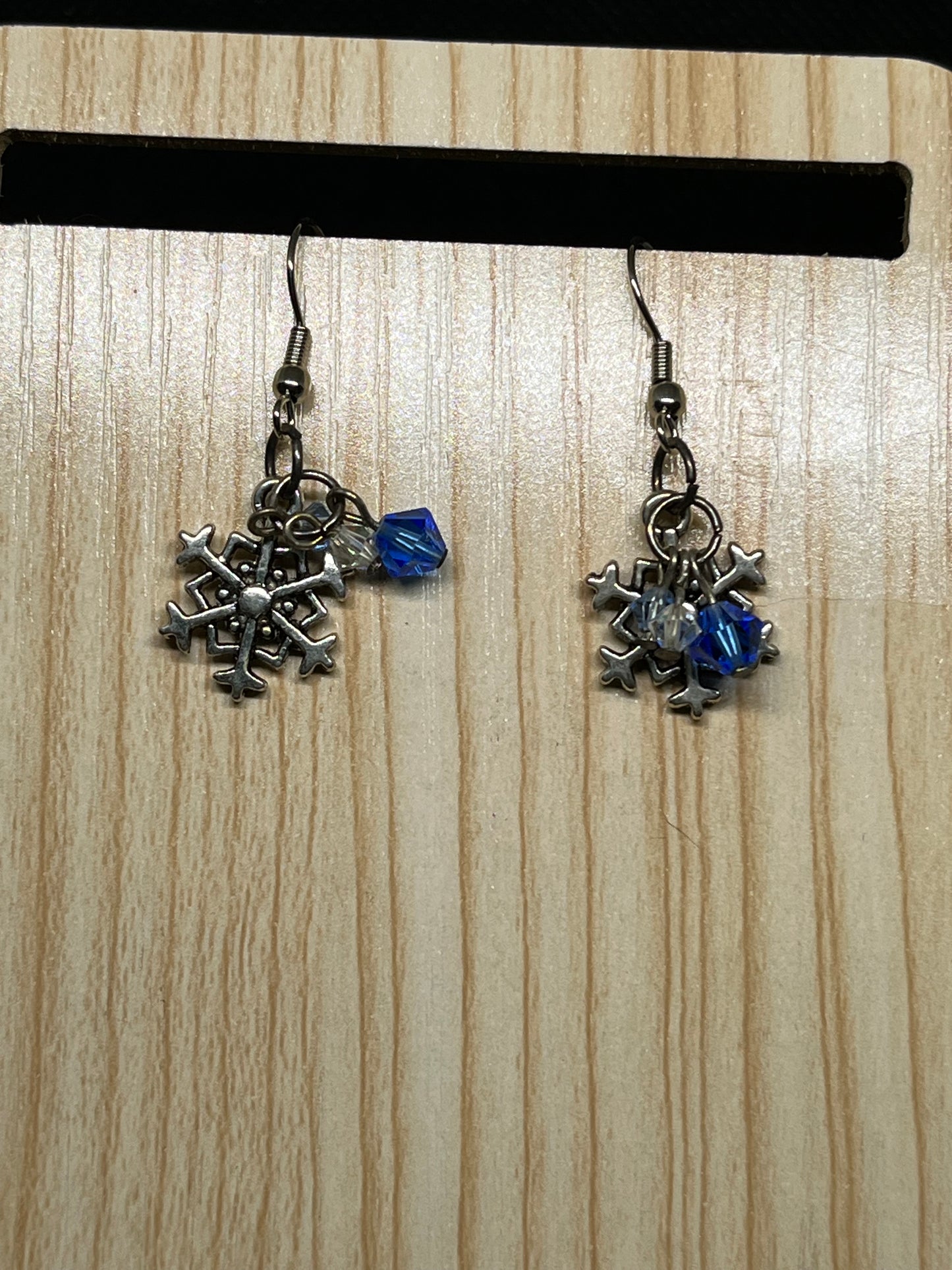 Snowflake earrings C56