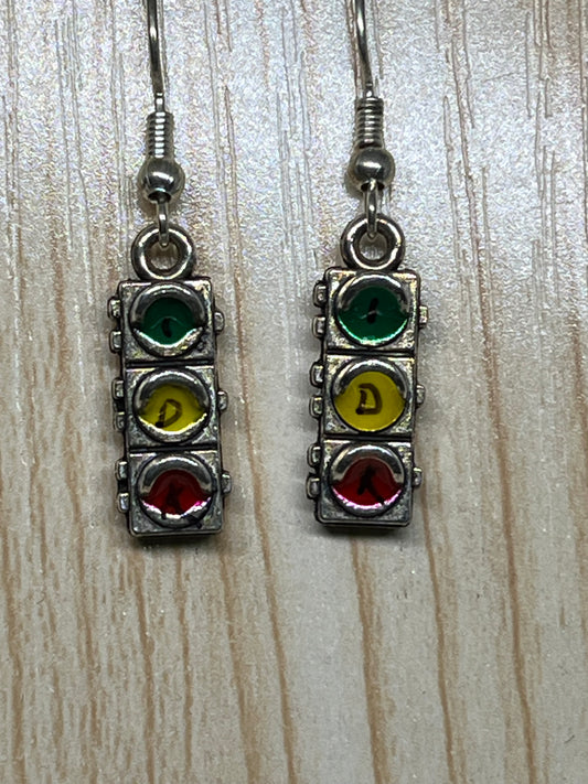 TS earrings E730