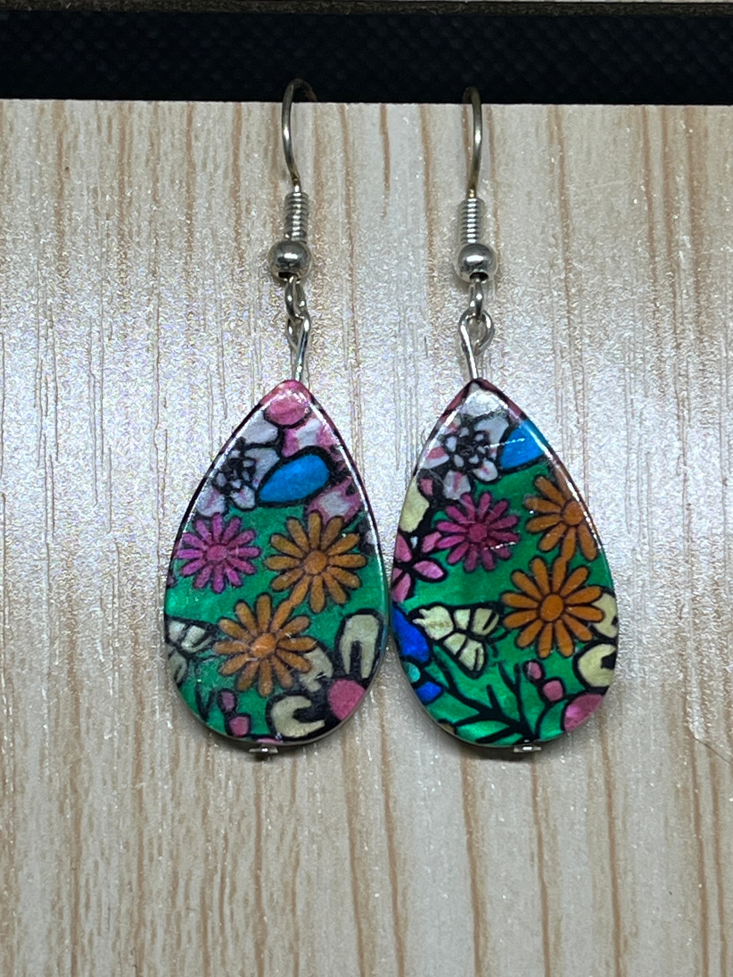 Flower drop earrings E164