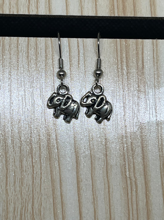 Elephant earrings E338