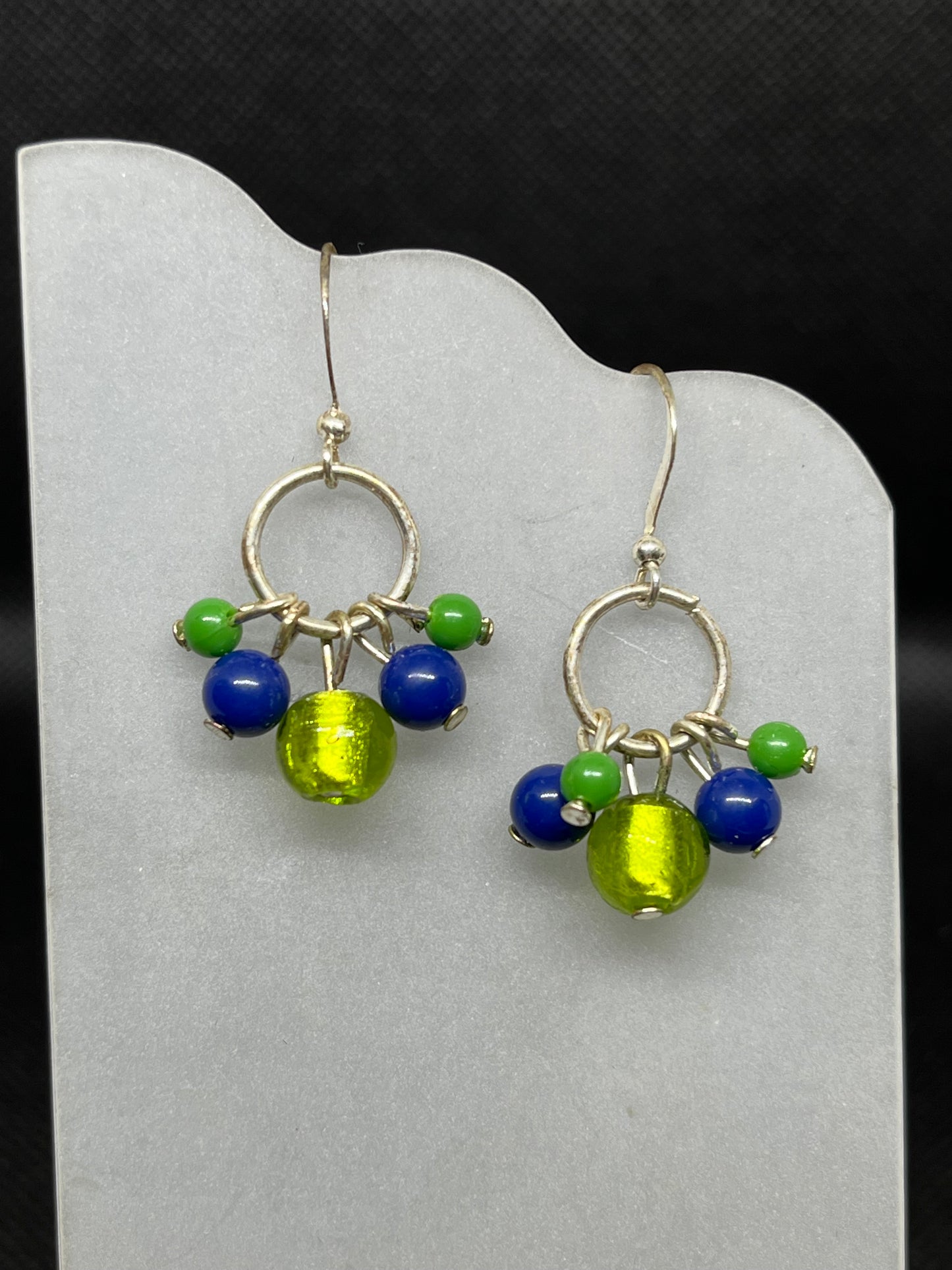 Blue and green dangle earrings E827