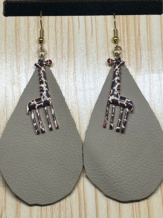 Giraffe earrings E238