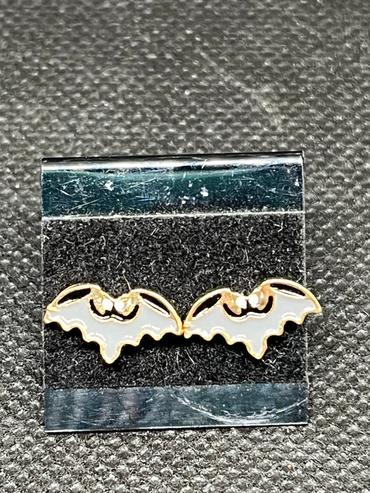 Bat earrings H230