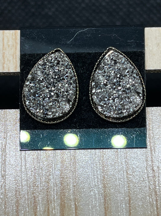 Everyday earrings E779