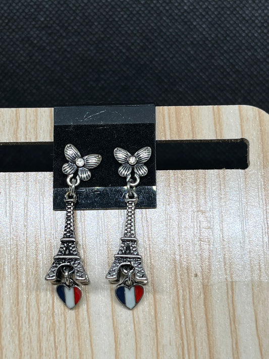 French earrings E509