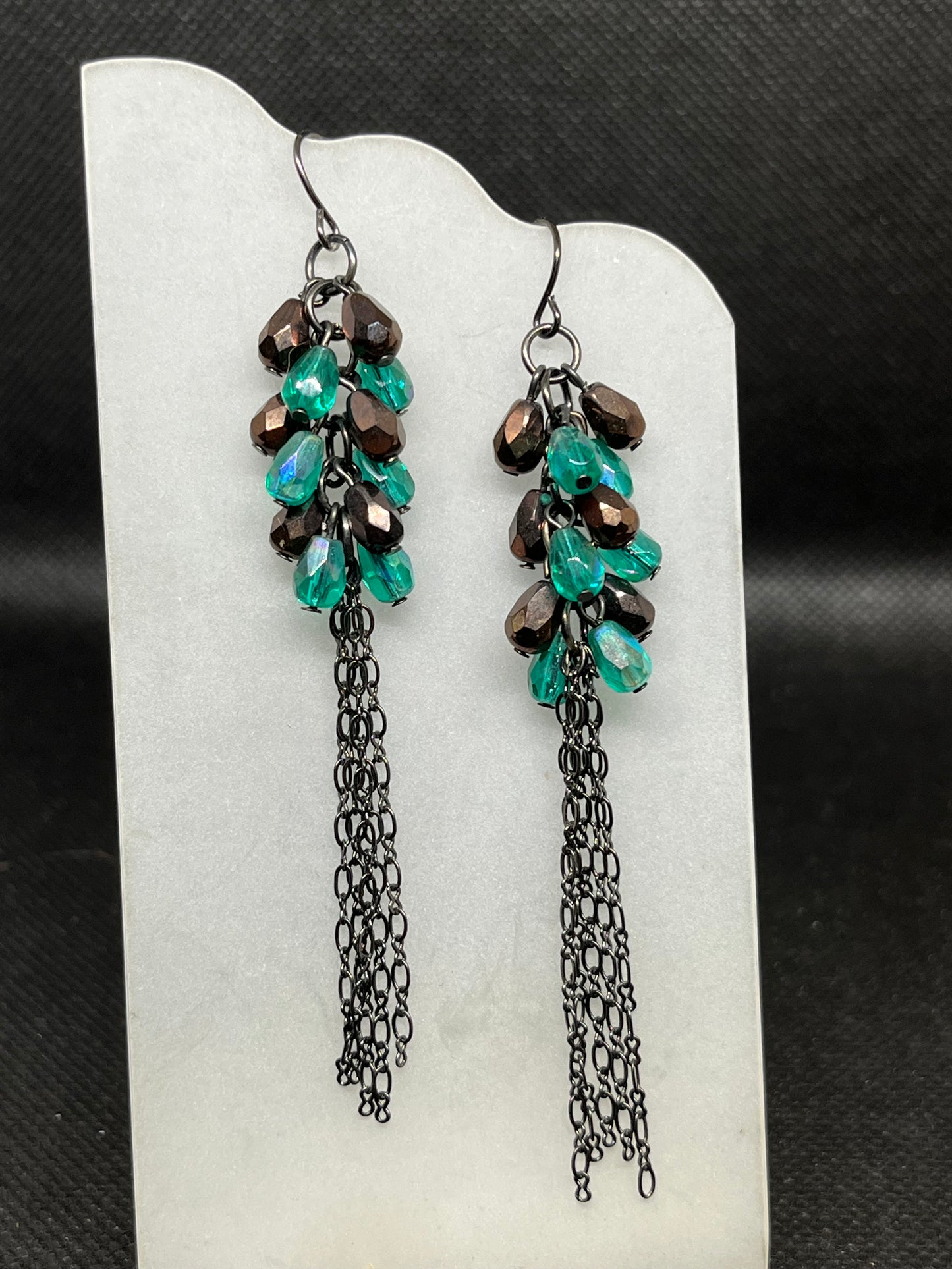 Brown and teal dangle earrings E825