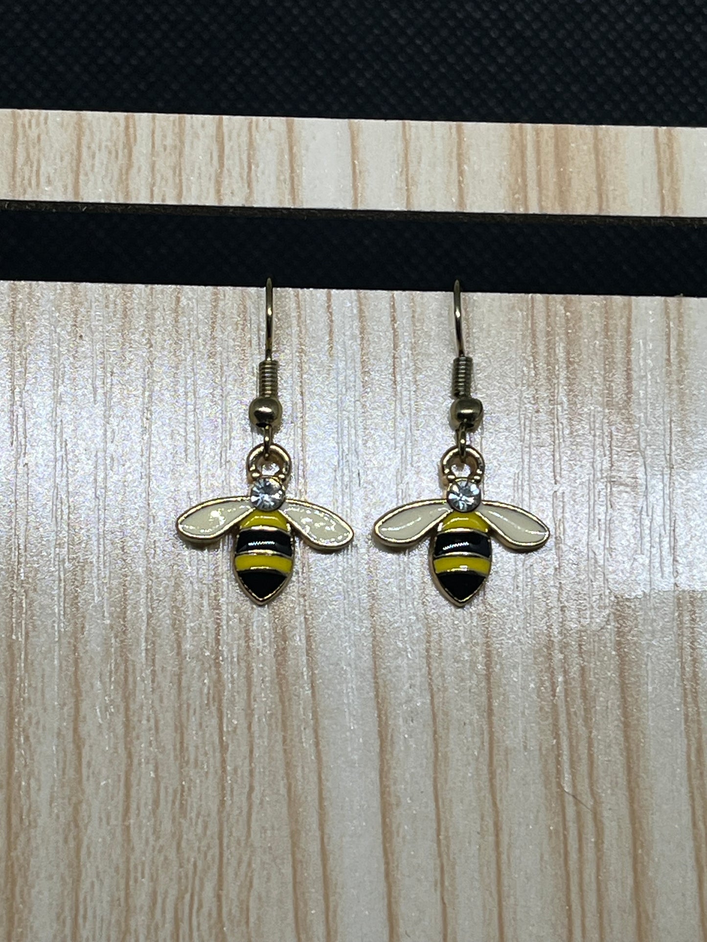 Bee earrings E283