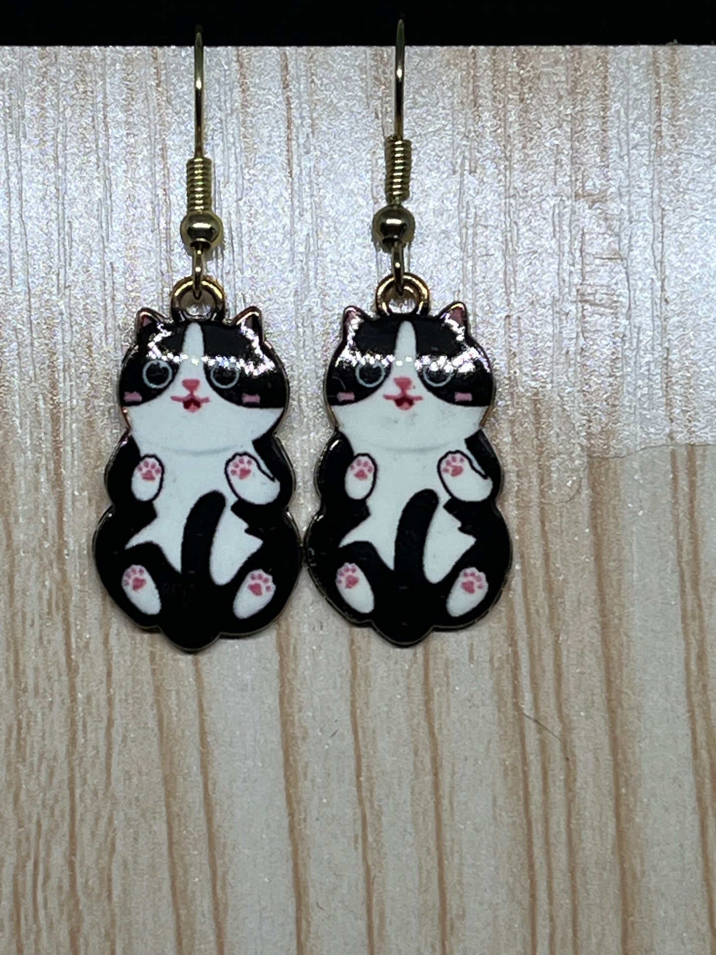 Cat earrings E374