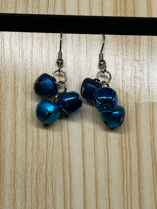 Jingle bell earrings C95