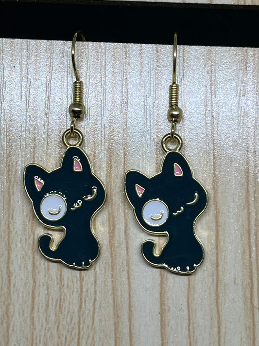 Cat earrings E396