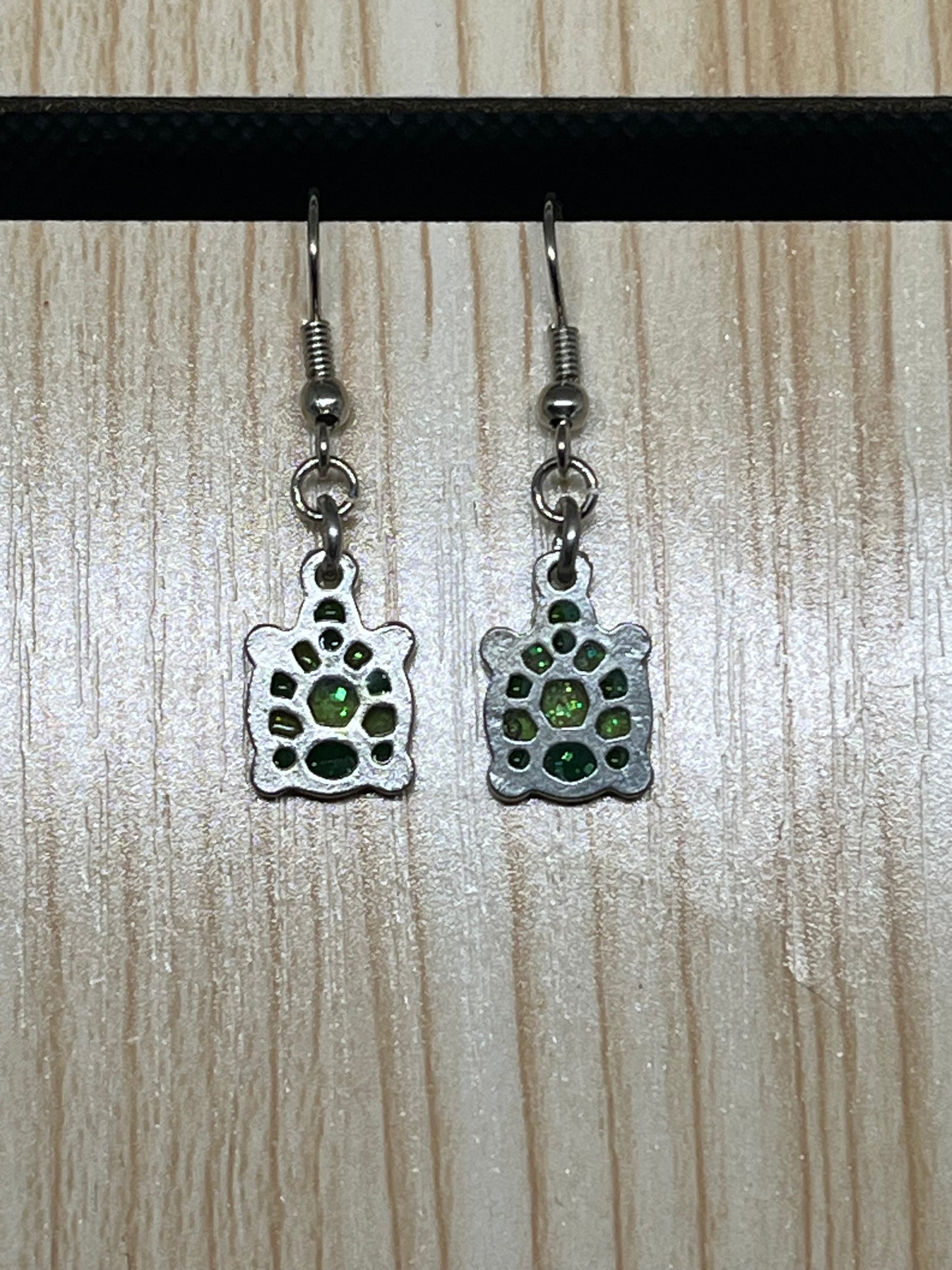 Turtle earrings E323