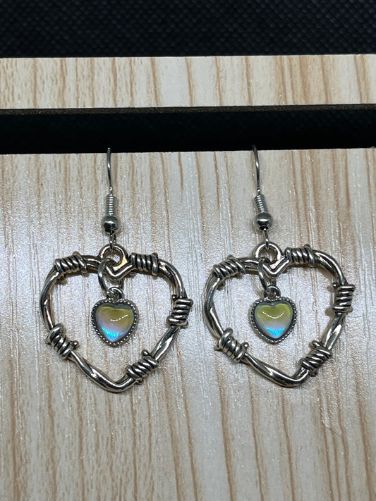 Heart earrings E581