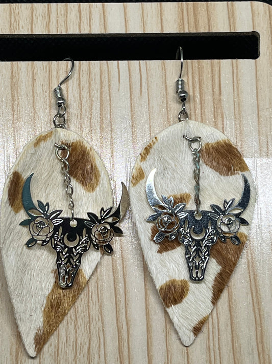 Cow earrings E234
